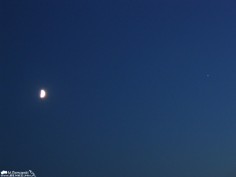 Księżyc, Spika i Jowisz